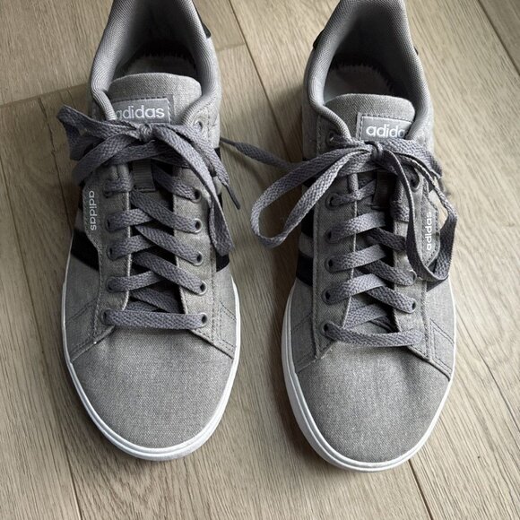 Adidas Model SGC 753002 Gray Canvas Shoes Size 7.5 Pre Owned - Picture 1 of 7